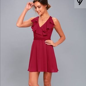 NWT Lulu’s Red wrap dress with ruffles